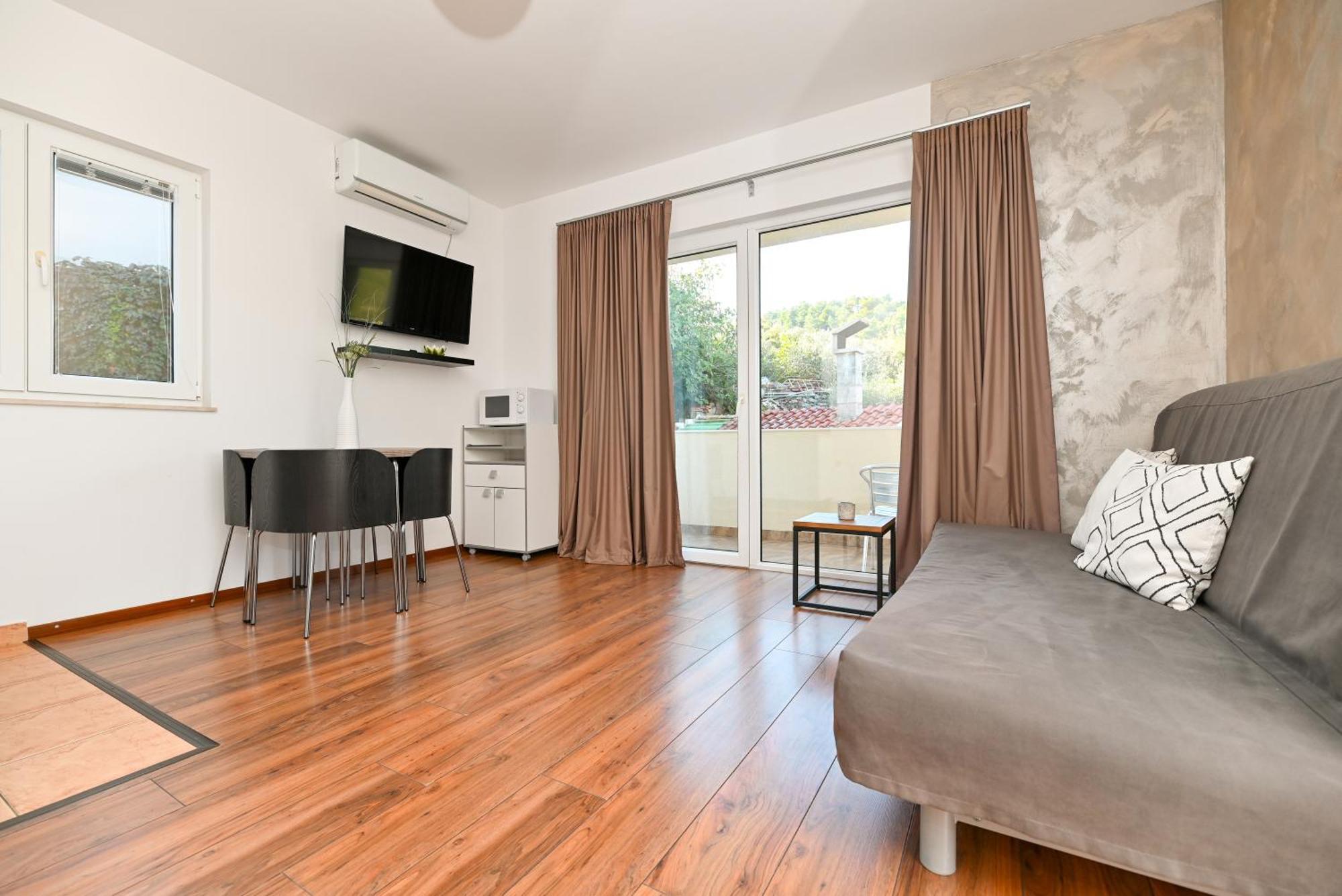 Apartments Bluesky Trogir Bagian luar foto