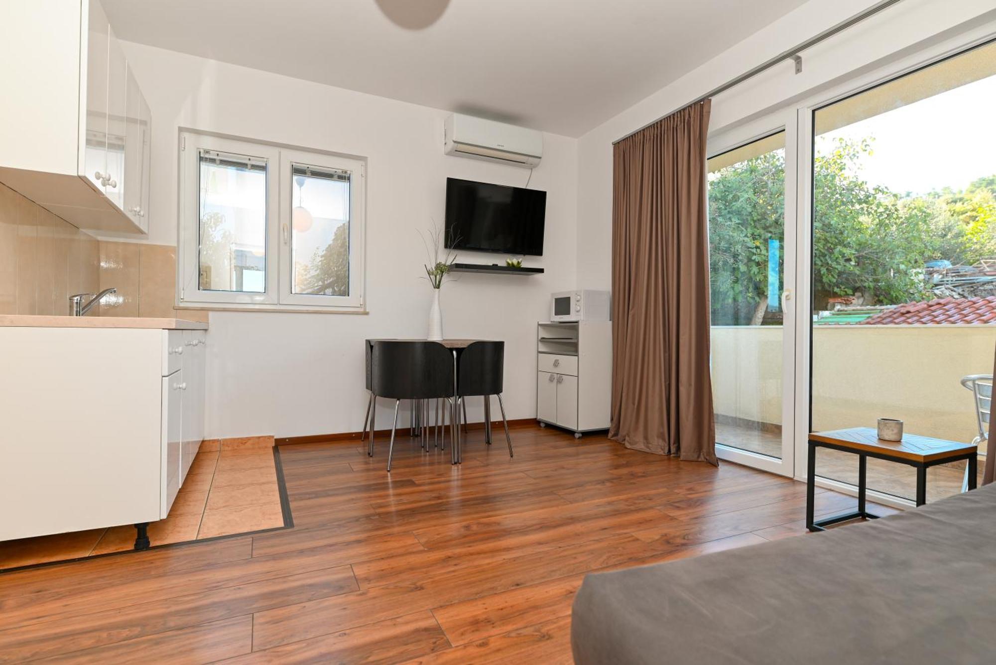Apartments Bluesky Trogir Bagian luar foto