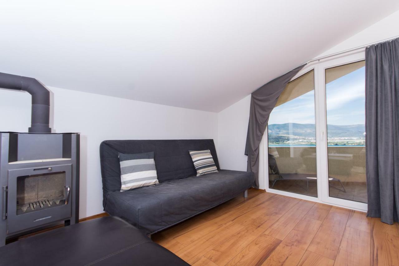 Apartments Bluesky Trogir Bagian luar foto
