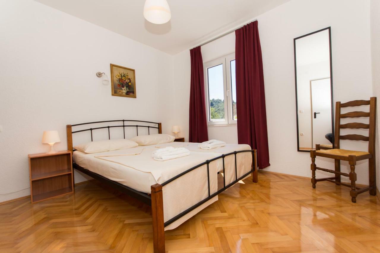 Apartments Bluesky Trogir Bagian luar foto