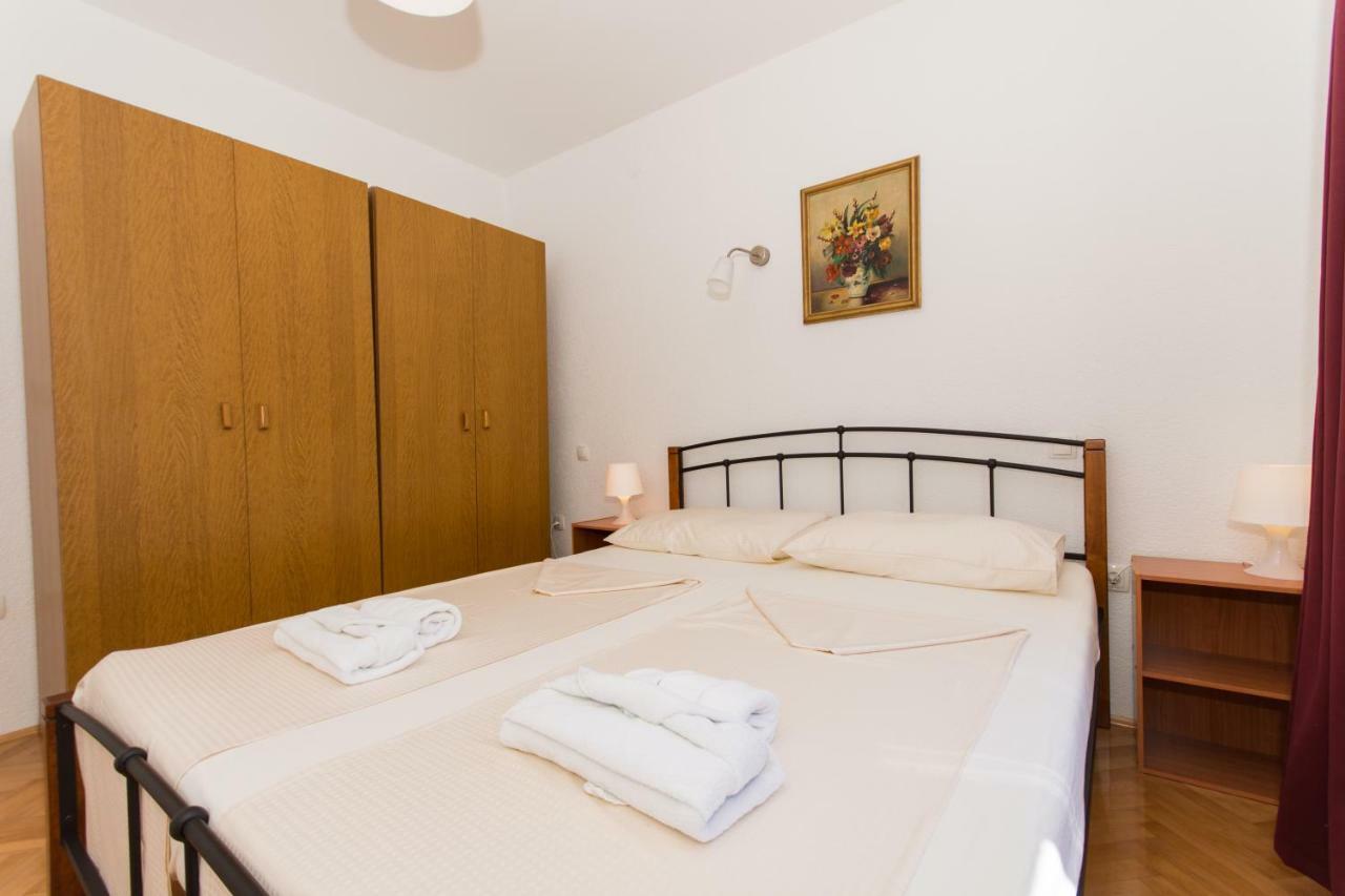 Apartments Bluesky Trogir Bagian luar foto