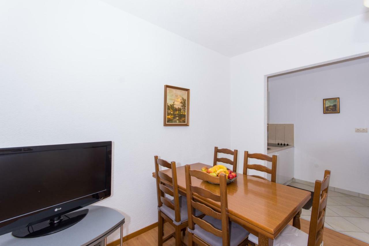 Apartments Bluesky Trogir Bagian luar foto