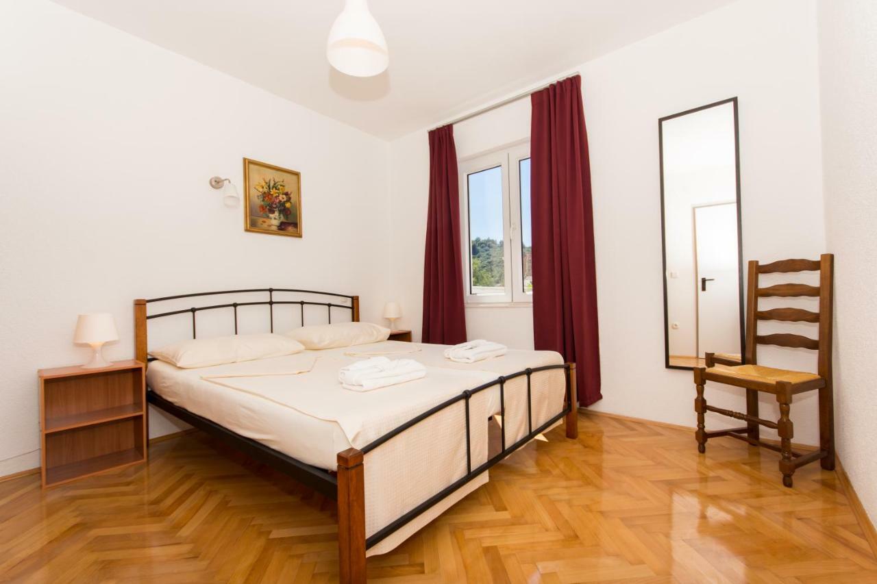 Apartments Bluesky Trogir Bagian luar foto
