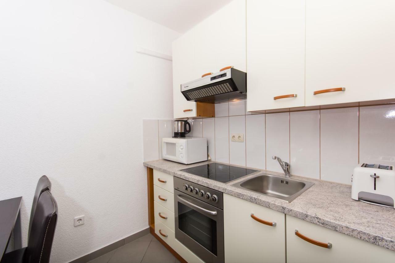 Apartments Bluesky Trogir Bagian luar foto