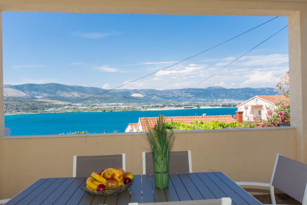 Apartments Bluesky Trogir Bagian luar foto