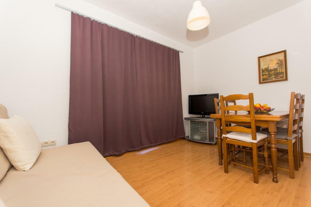 Apartments Bluesky Trogir Bagian luar foto
